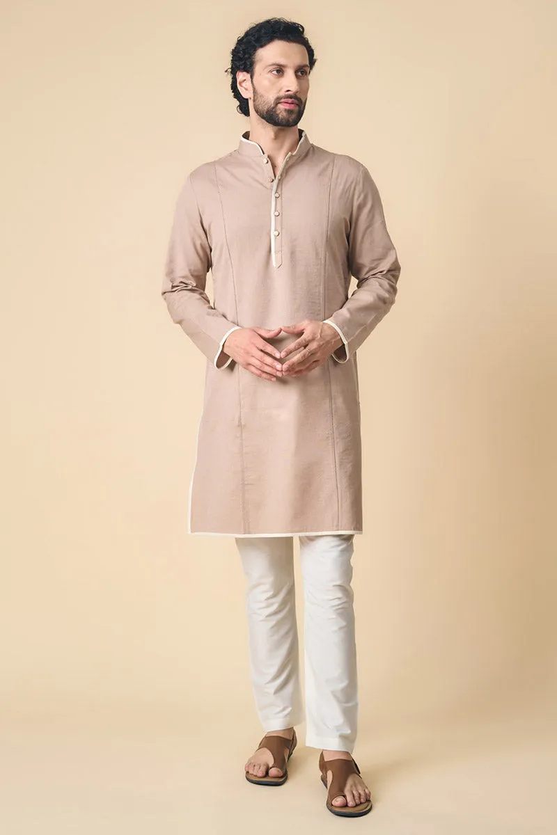 Beige Kurta With Contrast Edge Detailing