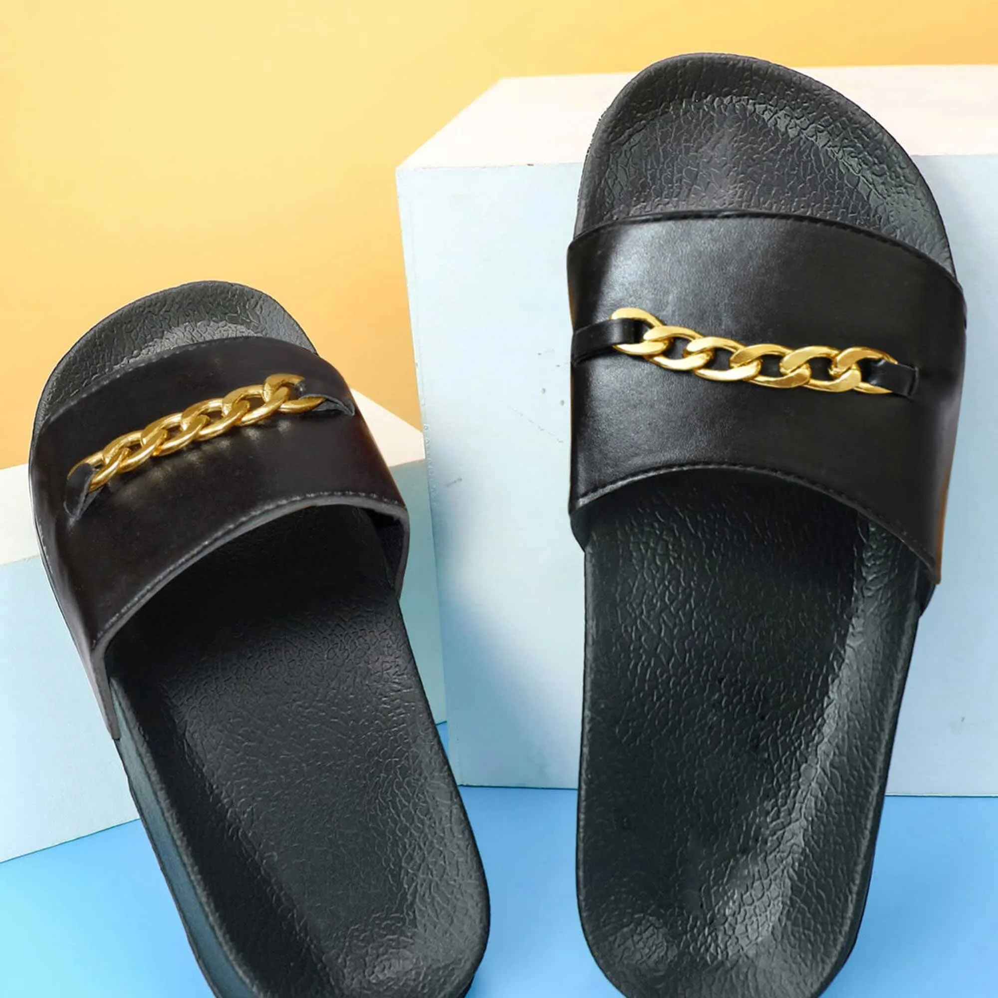 Black Camel Men's Chain Embellished Soft Slides